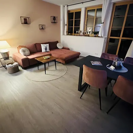 Fewo-romuli 公寓 Eggesin